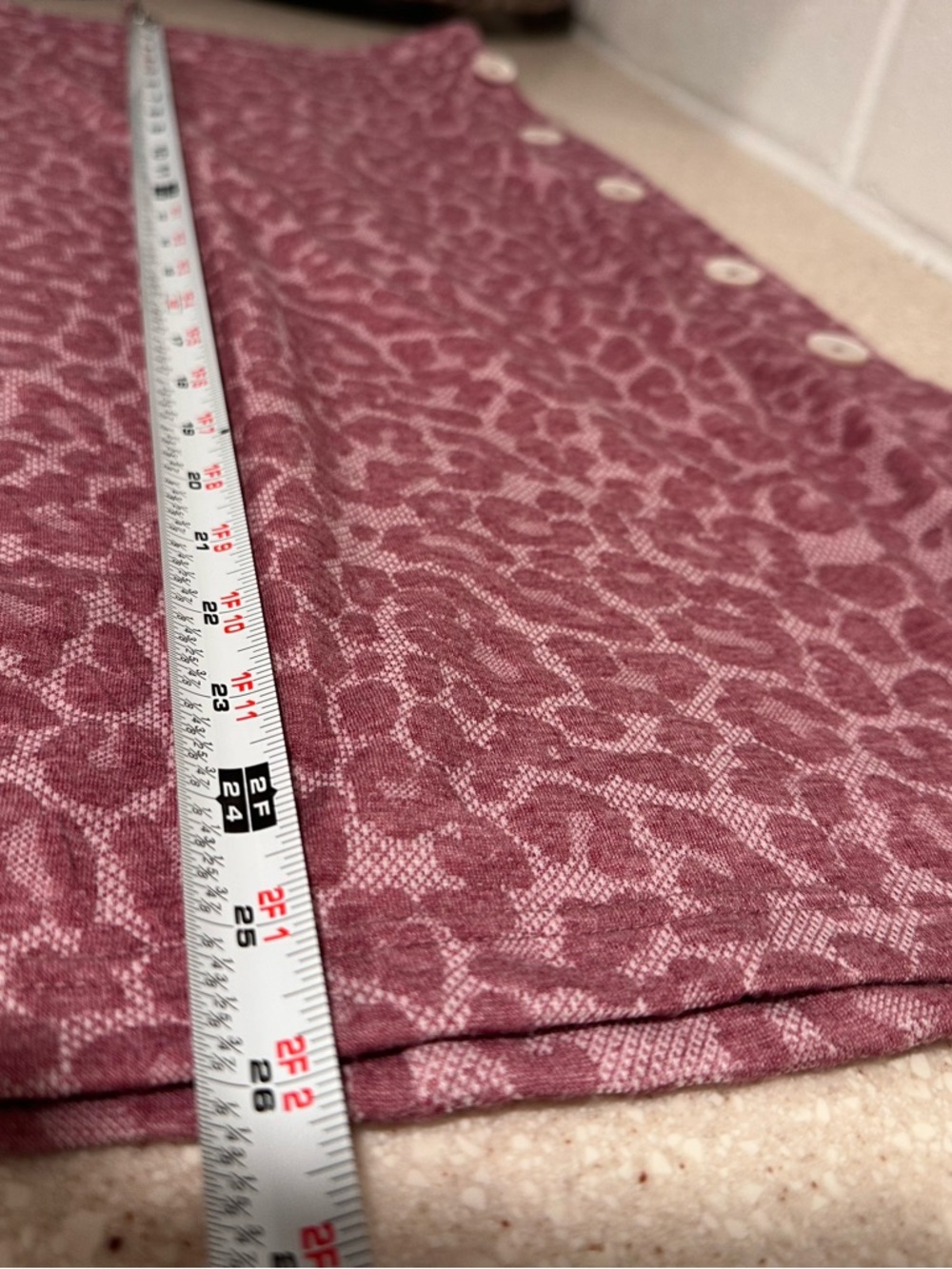 Current Air Buttoned Leopard Pencil Skirt Rose Pink Midi Side Buttons XS NWT - Picture 15 of 16